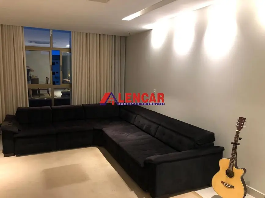 Foto 7 de Apartamento com 3 quartos à venda, 206m2 em Embratel, Porto Velho - RO