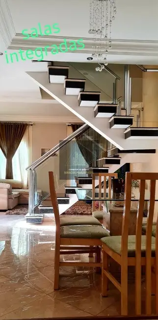 Sobrado com 3 quartos à venda, 105m2 em Vila Milton, Guarulhos - SP - imagem 9 Foto 9 de Sobrado com 3 quartos à venda, 105m2 em Vila Milton, Guarulhos - SP