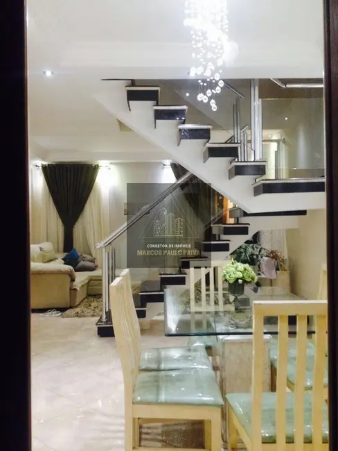 Foto 2 de Sobrado com 3 quartos à venda, 105m2 em Vila Milton, Guarulhos - SP