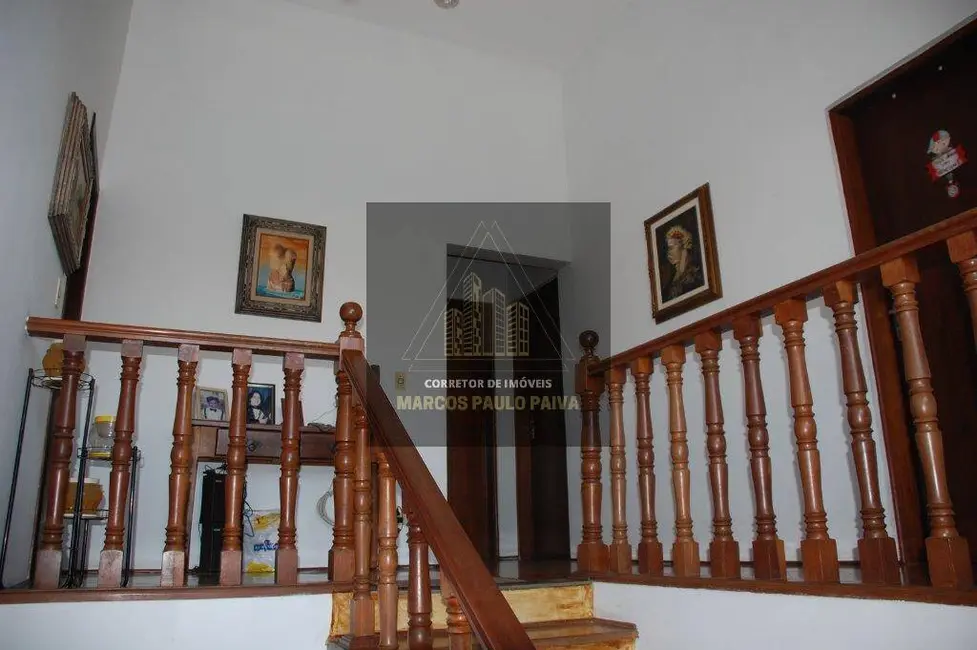 Foto 4 de Casa com 4 quartos à venda, 352m2 em Jardim Pinhal, Guarulhos - SP