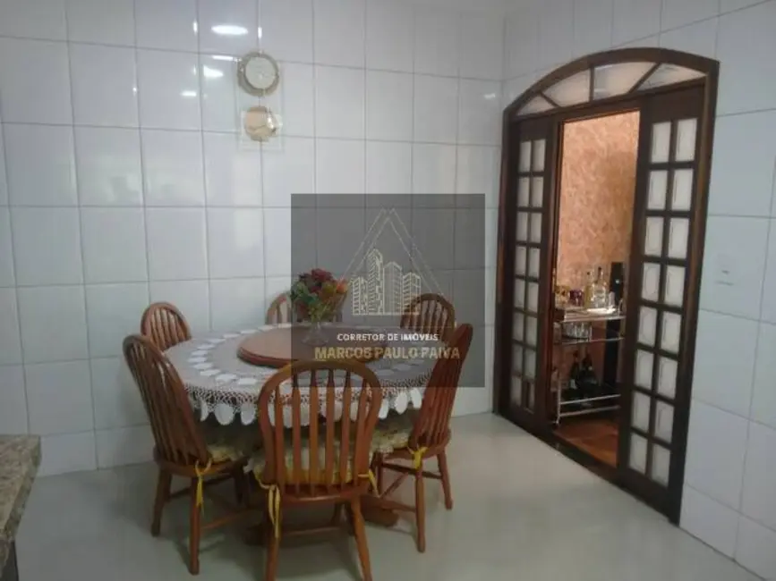 Foto 4 de Casa com 3 quartos à venda, 200m2 em Jardim Santa Cecília, Guarulhos - SP