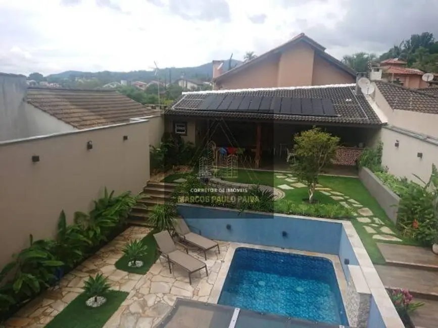 Foto 2 de Casa com 4 quartos à venda, 390m2 em Vila Gardênia, Atibaia - SP