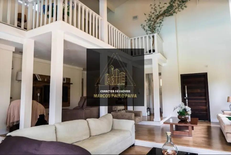 Foto 3 de Casa com 5 quartos à venda, 650m2 em Atibaia - SP