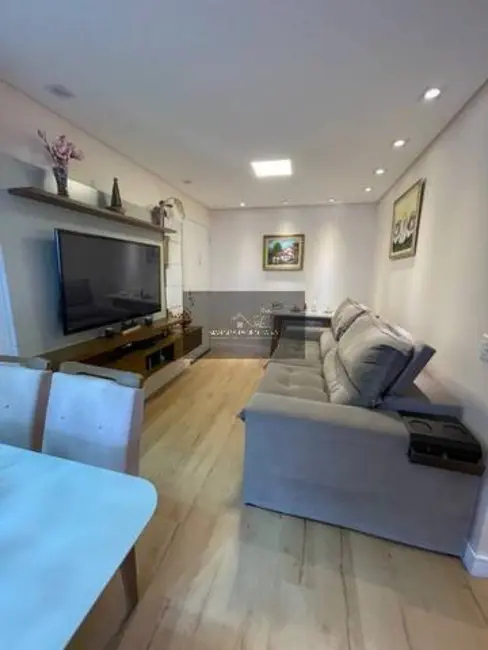 Foto 4 de Apartamento com 3 quartos à venda, 75m2 em Jardim Flor da Montanha, Guarulhos - SP