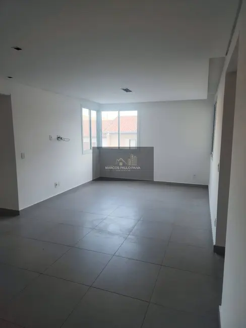 Foto 4 de Apartamento com 2 quartos para alugar, 95m2 em Atibaia Jardim, Atibaia - SP