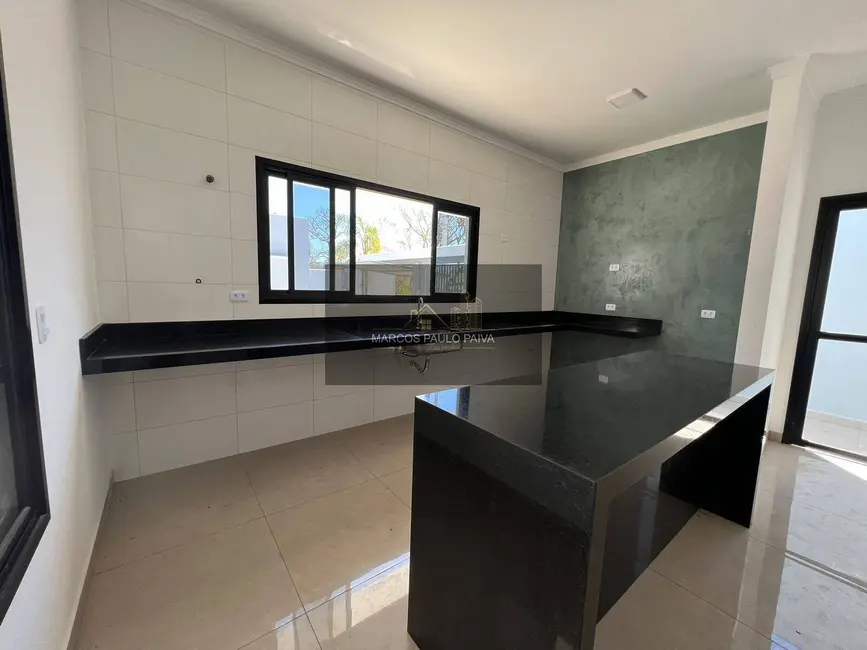 Casa de Condomínio com 2 quartos à venda, 82m2 em Jardim Paraíso da Usina, Atibaia - SP - imagem 1 Foto 1 de Casa de Condomínio com 2 quartos à venda, 82m2 em Jardim Paraíso da Usina, Atibaia - SP