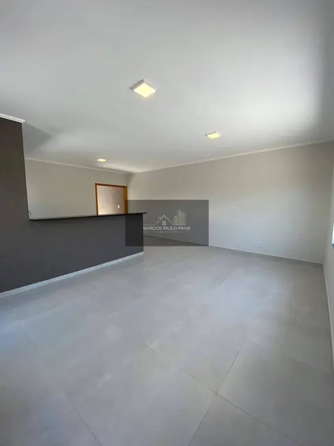 Foto 3 de Casa com 3 quartos à venda, 250m2 em Bom Jesus Dos Perdoes - SP