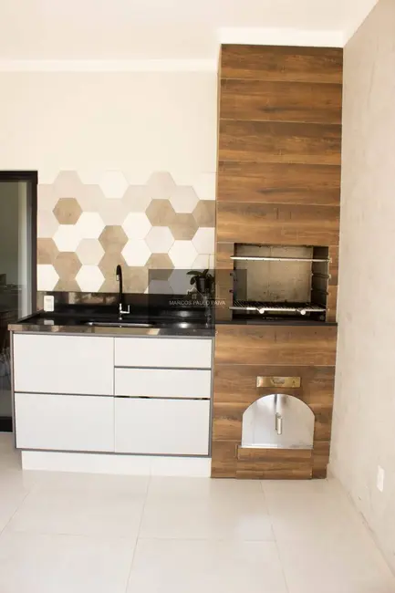 Foto 3 de Casa com 3 quartos à venda, 175m2 em Braganca Paulista - SP