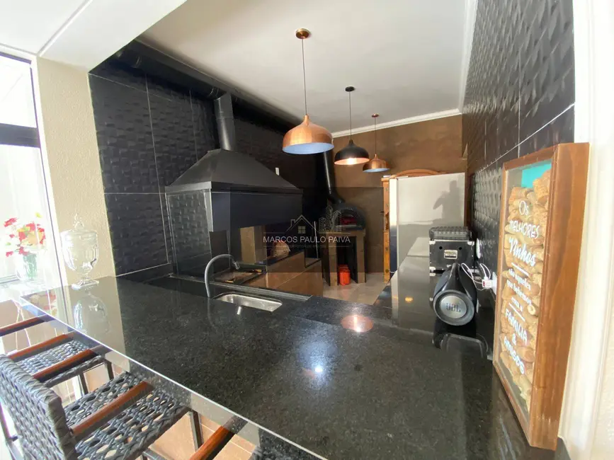 Foto 3 de Casa com 4 quartos à venda, 594m2 em Vila Santista, Atibaia - SP