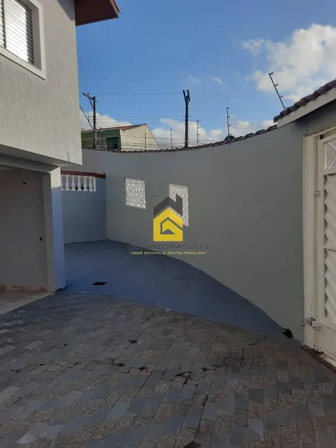 Casa com 3 quartos à venda, 160m2 em Nova Petrópolis, Sao Bernardo Do Campo - SP - imagem 4 Foto 4 de Casa com 3 quartos à venda, 160m2 em Nova Petrópolis, Sao Bernardo Do Campo - SP