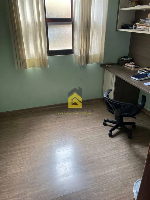 Foto 4 de Sobrado com 3 quartos à venda, 240m2 em Jardim do Mar, Sao Bernardo Do Campo - SP