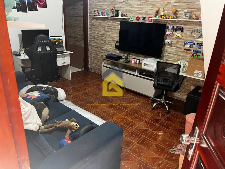 Sobrado com 4 quartos à venda, 127m2 em Dos Casa, Sao Bernardo Do Campo - SP - imagem 4 Foto 4 de Sobrado com 4 quartos à venda, 127m2 em Dos Casa, Sao Bernardo Do Campo - SP