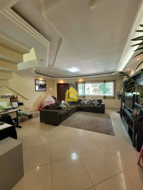Foto 3 de Sobrado com 3 quartos à venda, 320m2 em Jardim Alzira Franco, Santo Andre - SP