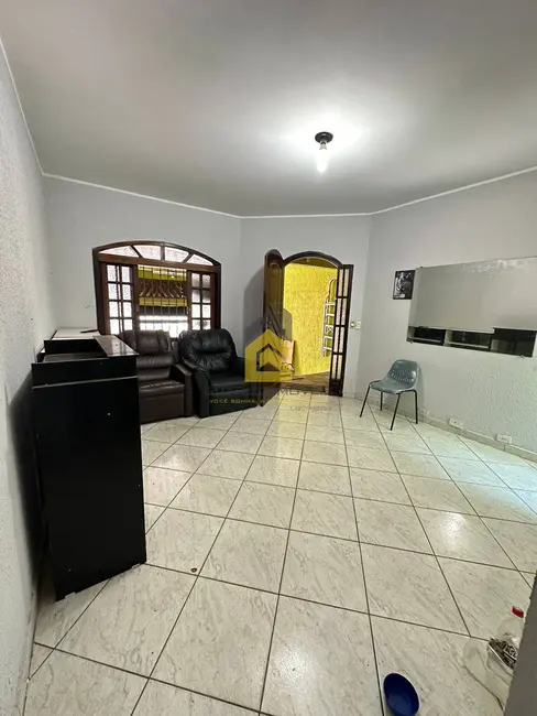 Foto 1 de Sobrado com 3 quartos à venda, 210m2 em Alves Dias, Sao Bernardo Do Campo - SP