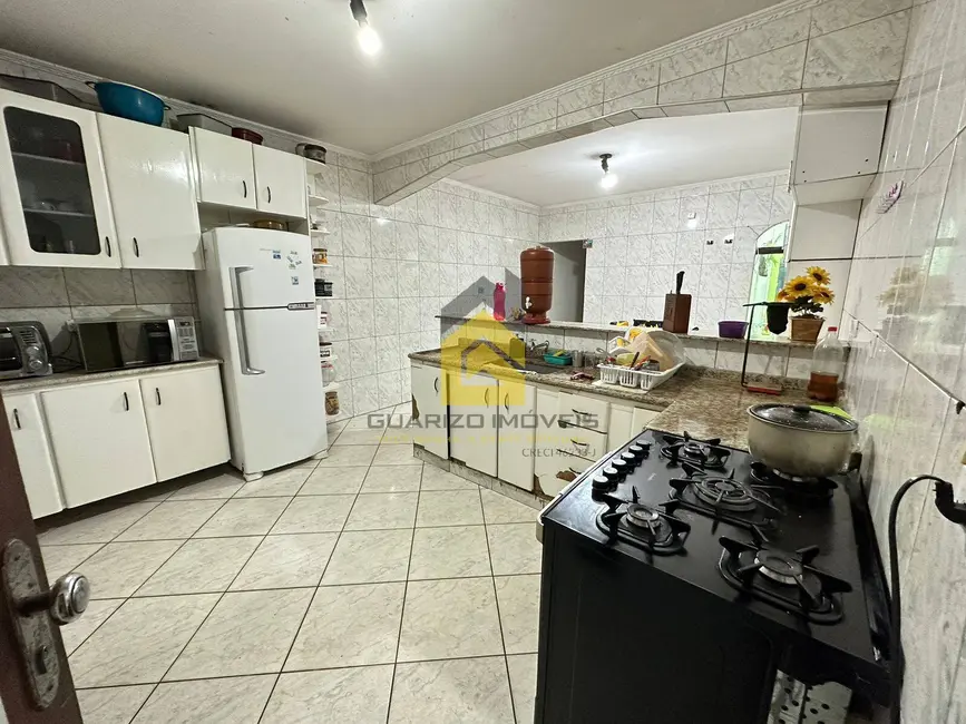 Foto 3 de Sobrado com 3 quartos à venda, 210m2 em Alves Dias, Sao Bernardo Do Campo - SP