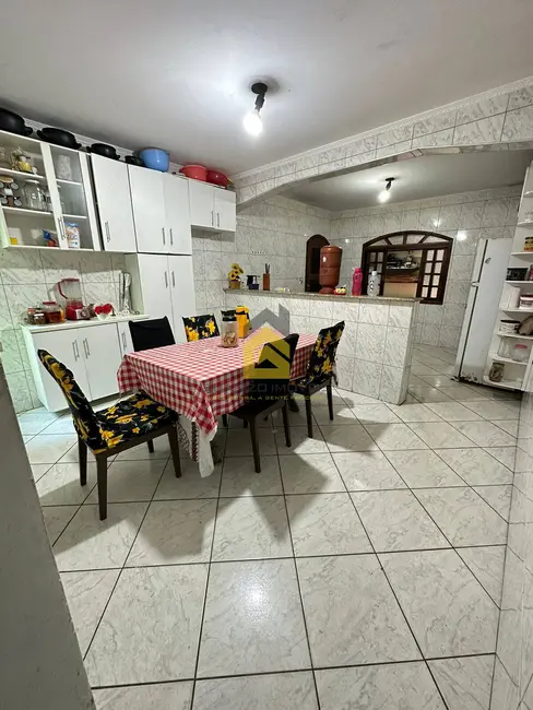 Foto 5 de Sobrado com 3 quartos à venda, 210m2 em Alves Dias, Sao Bernardo Do Campo - SP