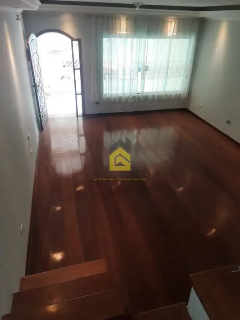 Foto 4 de Casa com 4 quartos para alugar, 125m2 em Alves Dias, Sao Bernardo Do Campo - SP