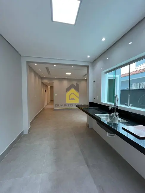 Sobrado com 3 quartos à venda, 180m2 em Jardim do Estádio, Santo Andre - SP - imagem 8 Foto 8 de Sobrado com 3 quartos à venda, 180m2 em Jardim do Estádio, Santo Andre - SP