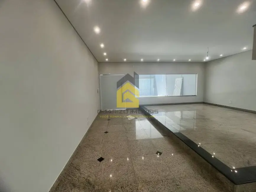 Foto 3 de Sobrado com 3 quartos à venda, 244m2 em Vila Scarpelli, Santo Andre - SP