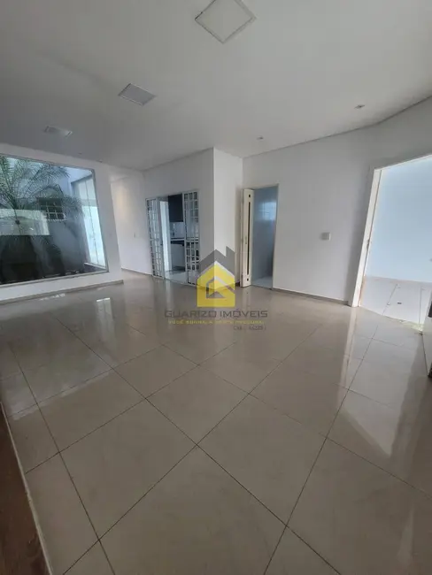 Foto 5 de Sobrado com 3 quartos para alugar, 211m2 em Assunção, Sao Bernardo Do Campo - SP