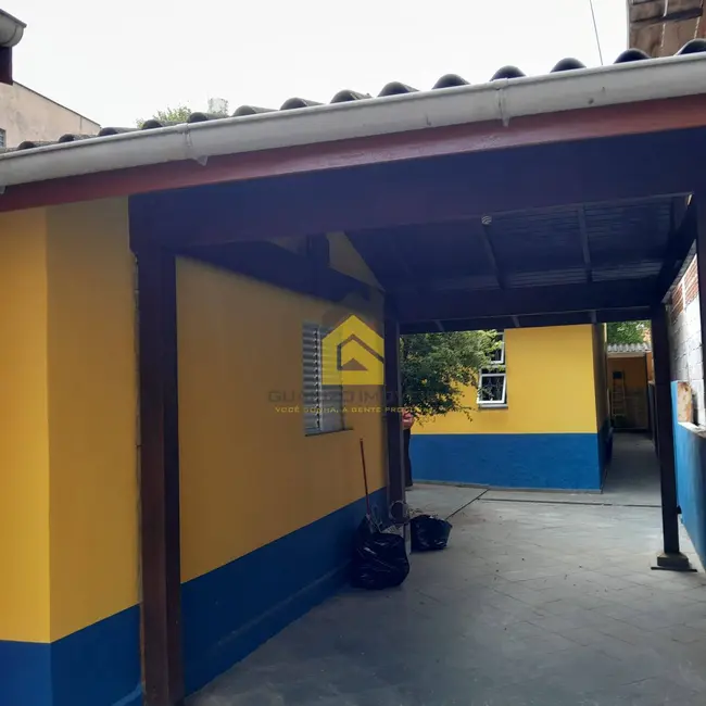 Casa com 4 quartos para alugar, 130m2 em Vila Pires, Santo Andre - SP - imagem 1 Foto 1 de Casa com 4 quartos para alugar, 130m2 em Vila Pires, Santo Andre - SP