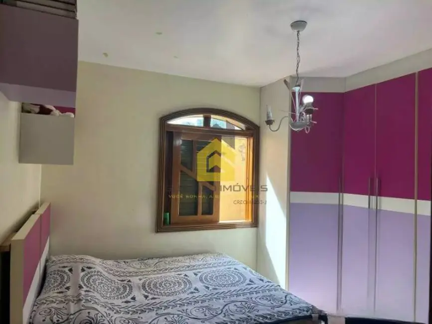 Foto 8 de Sobrado com 4 quartos para alugar, 235m2 em Jardim Maria Adelaide, Sao Bernardo Do Campo - SP