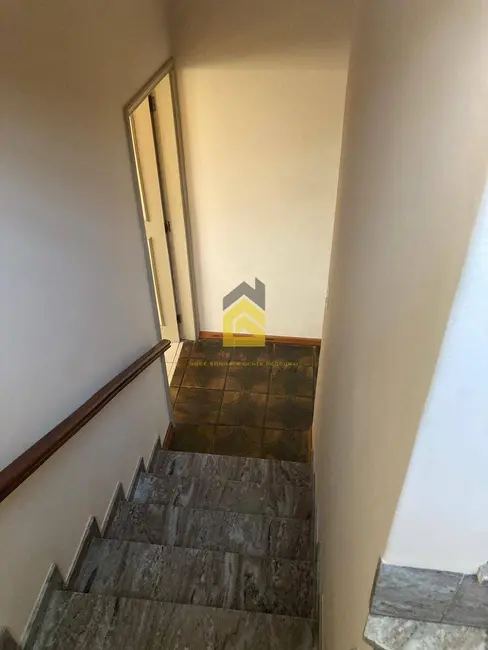 Foto 9 de Sobrado com 3 quartos à venda, 231m2 em Jardim do Mar, Sao Bernardo Do Campo - SP