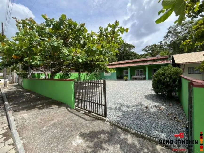 Foto 2 de Casa com 2 quartos à venda, 103m2 em Balneario Barra Do Sul - SC