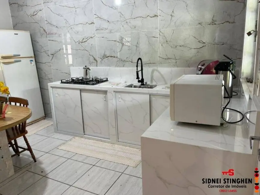 Foto 6 de Casa com 2 quartos à venda, 103m2 em Balneario Barra Do Sul - SC