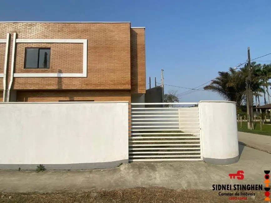 Foto 3 de Casa com 2 quartos à venda, 53m2 em Balneario Barra Do Sul - SC