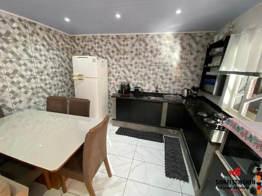 Foto 7 de Casa com 3 quartos à venda, 126m2 em Balneario Barra Do Sul - SC