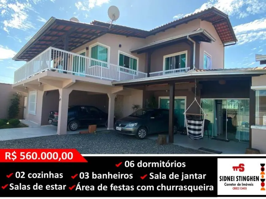 Foto 1 de Sobrado com 6 quartos à venda, 209m2 em Centro, Balneario Barra Do Sul - SC