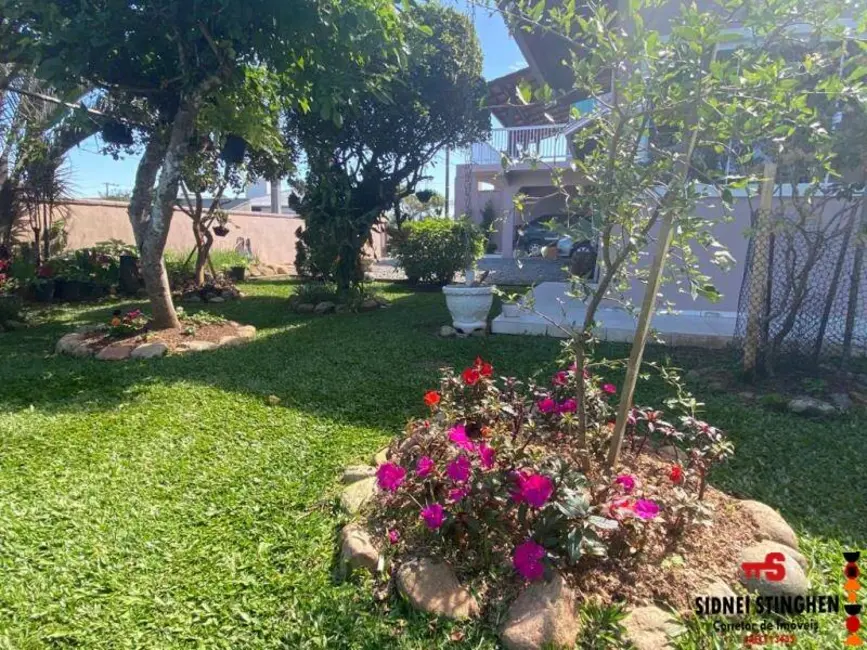 Foto 9 de Casa com 6 quartos à venda, 209m2 em Centro, Balneario Barra Do Sul - SC