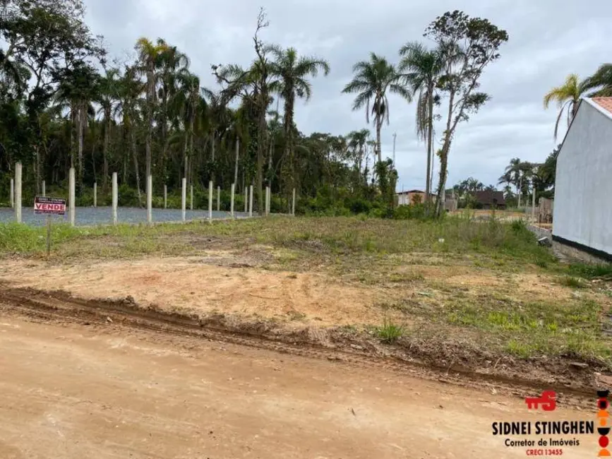 Foto 2 de Terreno / Lote à venda, 375m2 em Balneario Barra Do Sul - SC