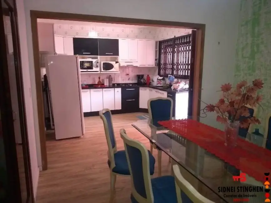 Foto 6 de Casa com 5 quartos à venda, 330m2 em Centro, Balneario Barra Do Sul - SC