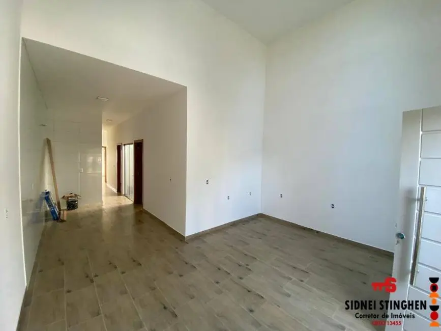 Foto 4 de Casa com 2 quartos à venda, 73m2 em Balneario Barra Do Sul - SC