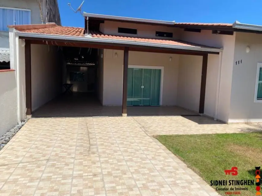Foto 2 de Casa com 3 quartos à venda, 170m2 em Balneario Barra Do Sul - SC