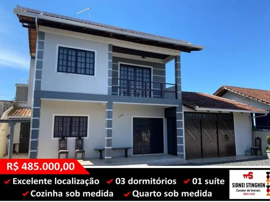 Casa com 4 quartos à venda, 180m2 em Balneario Barra Do Sul - SC - imagem 1 Foto 1 de Casa com 4 quartos à venda, 180m2 em Balneario Barra Do Sul - SC