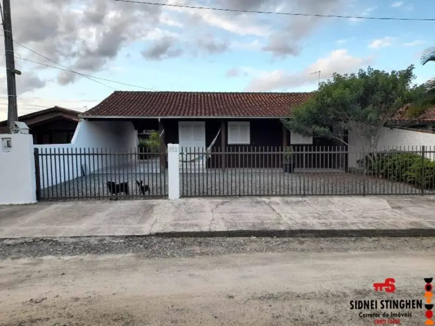 Foto 7 de Casa com 3 quartos à venda, 160m2 em Balneario Barra Do Sul - SC