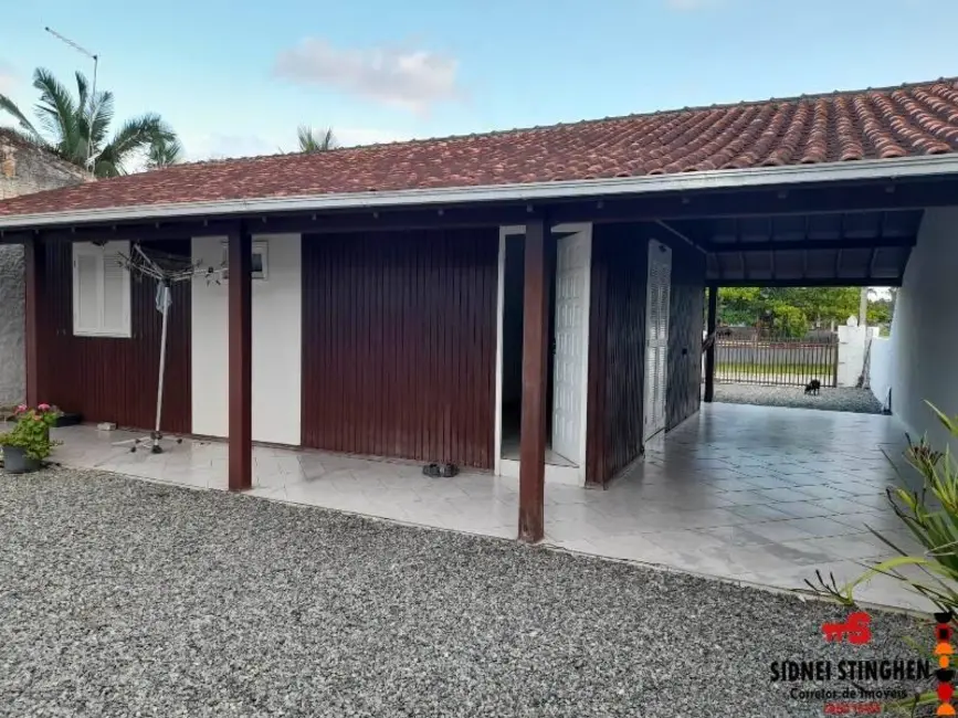 Foto 3 de Casa com 3 quartos à venda, 160m2 em Balneario Barra Do Sul - SC