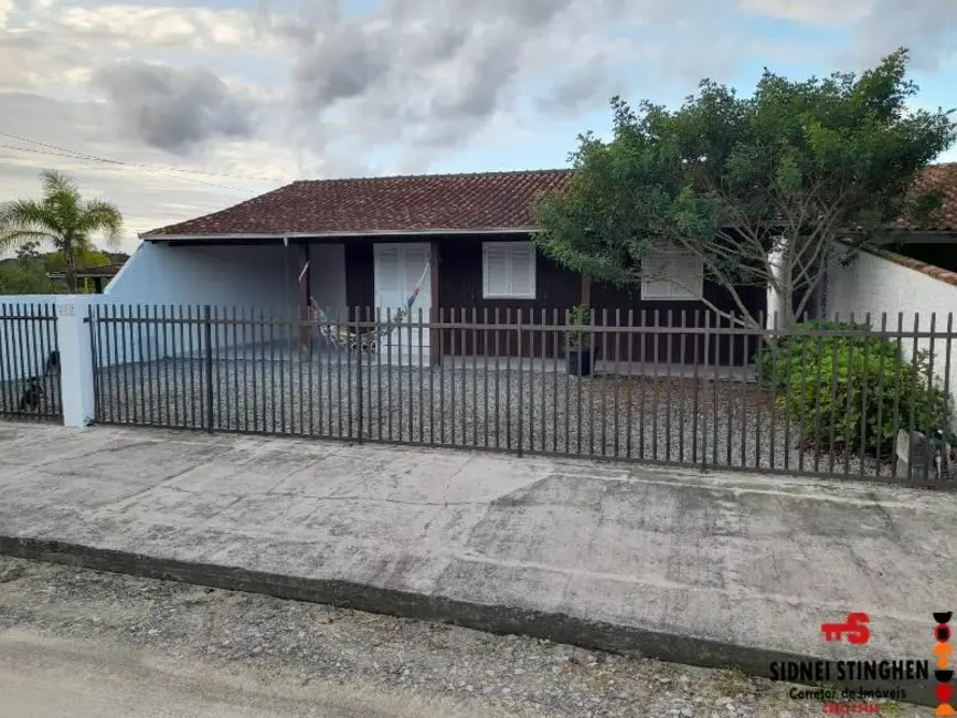 Foto 6 de Casa com 3 quartos à venda, 160m2 em Balneario Barra Do Sul - SC