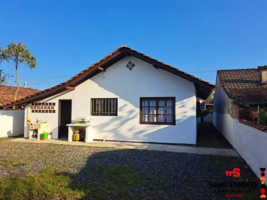 Casa com 3 quartos à venda, 90m2 em Balneario Barra Do Sul - SC - imagem 4 Foto 4 de Casa com 3 quartos à venda, 90m2 em Balneario Barra Do Sul - SC