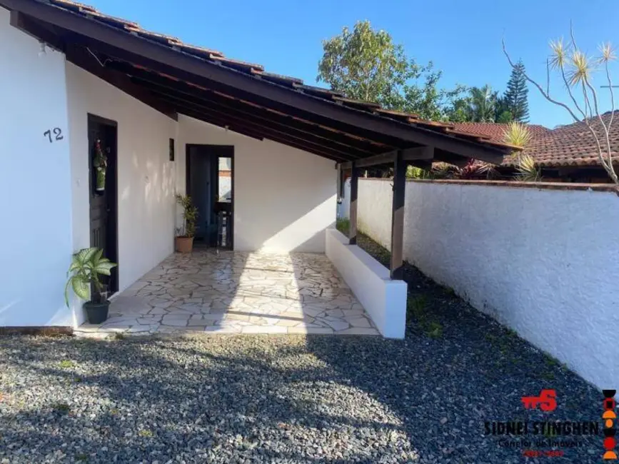 Casa com 3 quartos à venda, 90m2 em Balneario Barra Do Sul - SC - imagem 3 Foto 3 de Casa com 3 quartos à venda, 90m2 em Balneario Barra Do Sul - SC