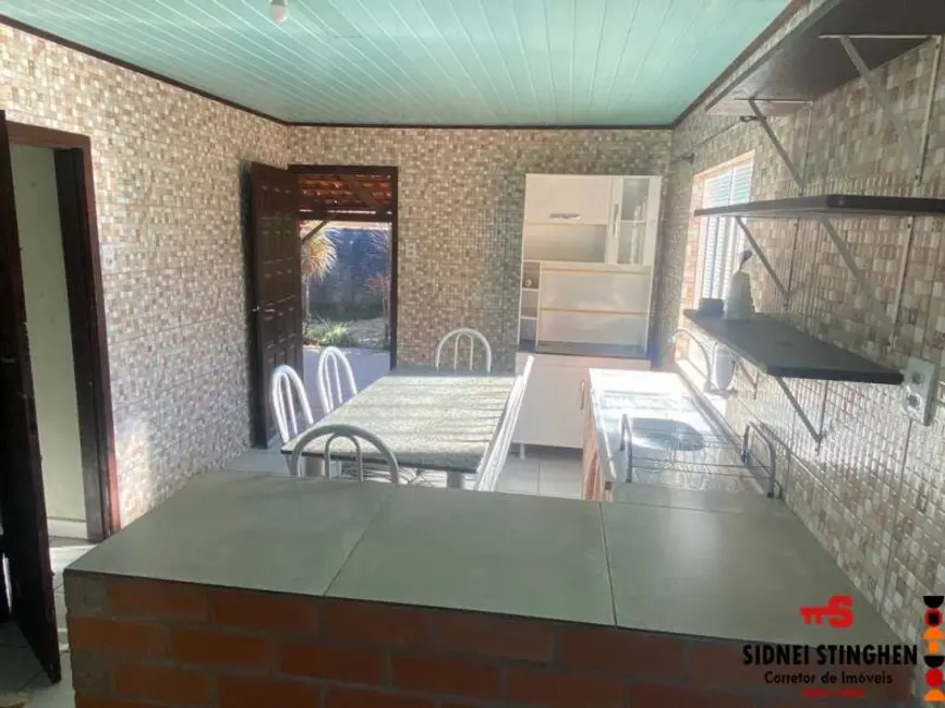 Casa com 4 quartos à venda, 140m2 em Balneario Barra Do Sul - SC - imagem 6 Foto 6 de Casa com 4 quartos à venda, 140m2 em Balneario Barra Do Sul - SC