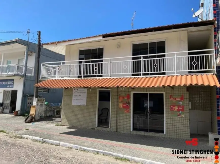 Foto 2 de Casa com 3 quartos à venda, 136m2 em Centro, Balneario Barra Do Sul - SC