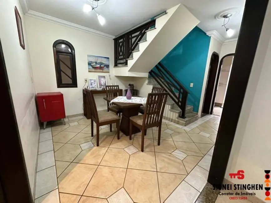 Foto 8 de Casa com 3 quartos à venda, 185m2 em Centro, Balneario Barra Do Sul - SC