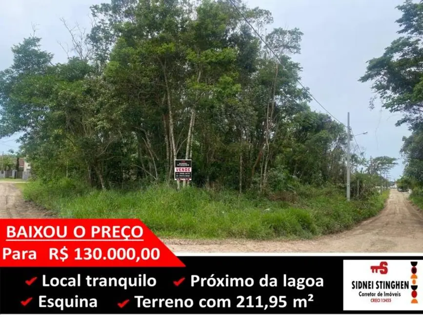 Foto 1 de Terreno / Lote à venda, 212m2 em Balneario Barra Do Sul - SC