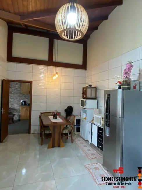 Foto 5 de Casa com 3 quartos à venda, 195m2 em Balneario Barra Do Sul - SC