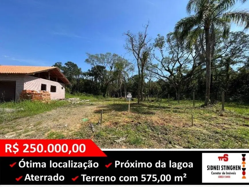 Foto 1 de Terreno / Lote à venda, 575m2 em Balneario Barra Do Sul - SC