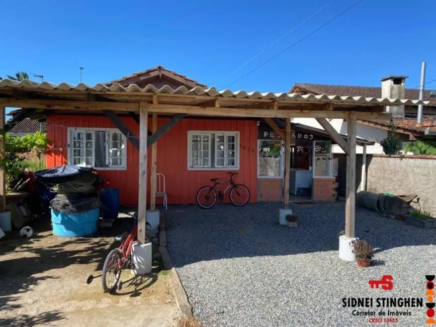 Foto 2 de Casa com 3 quartos à venda, 110m2 em Centro, Balneario Barra Do Sul - SC